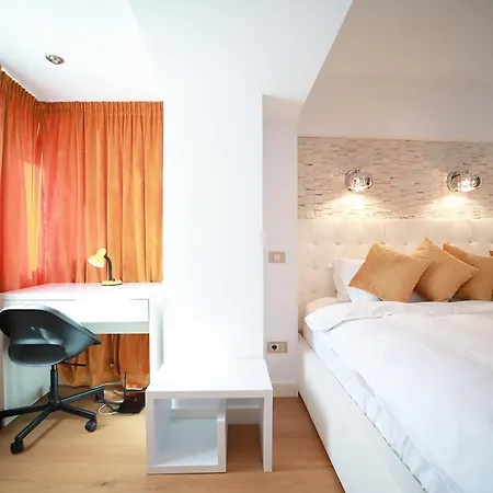 Downtown Oasis Unirii *