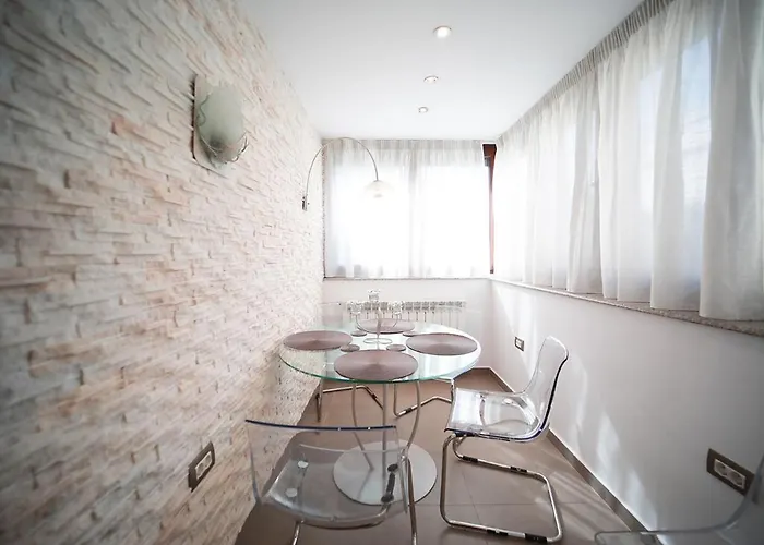 Downtown Oasis Unirii بوخارست